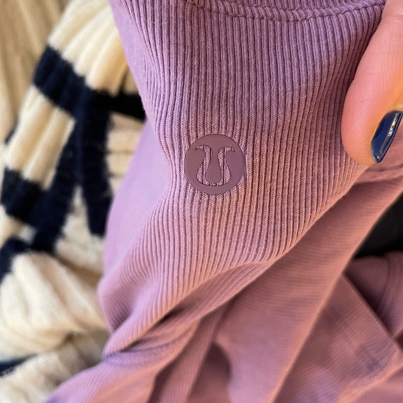 Lululemon Ribbed Open Back Shirt - Picture 5 of 5